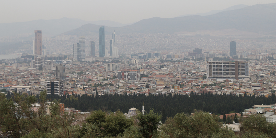 İzmir'de Arsa Fiyatlarının En Yüksek Olduğu 8 İlçe