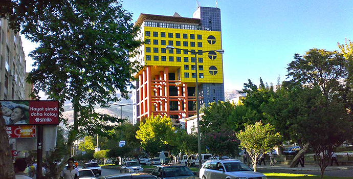 Dünyanın En Saçma Binası Kahramanmaraş'ta