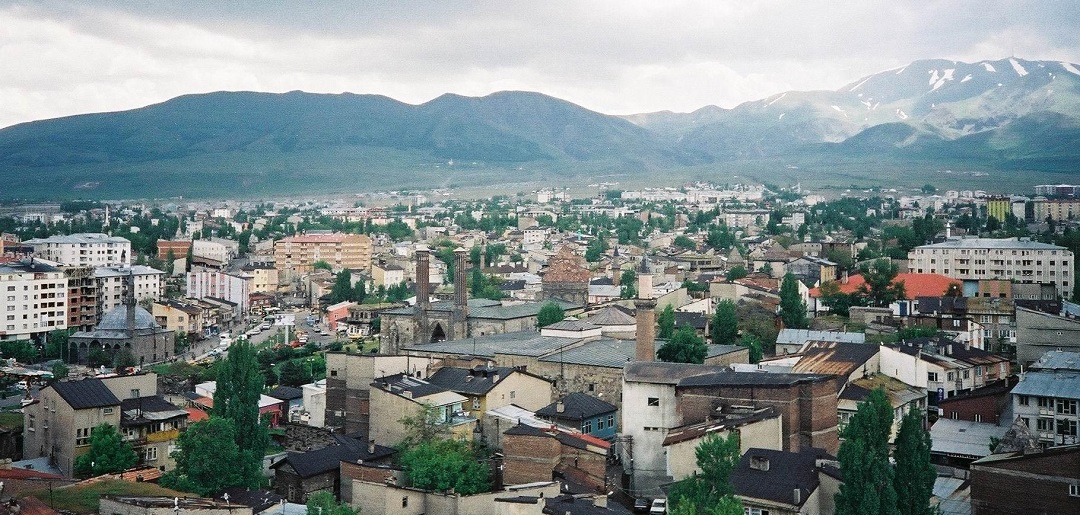 Erzurum Büyükşehir Belediyesi'nden 251 Milyon TL'ye Satılık 70 Arsa