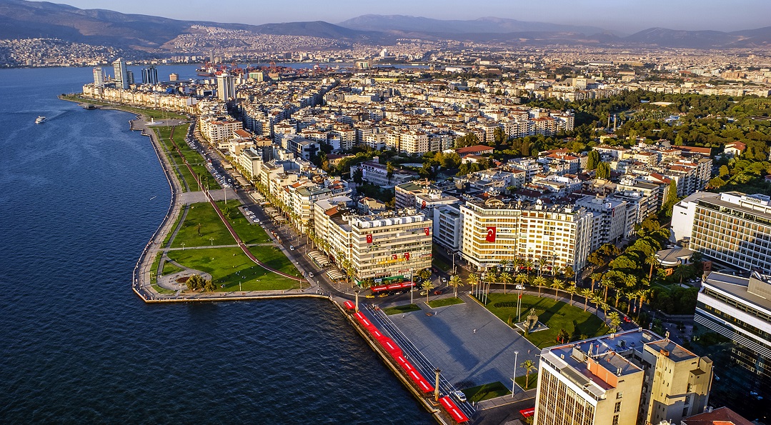 İzmir'de Konut Fiyatlarının En Çok Arttığı ve Azaldığı İlçeler
