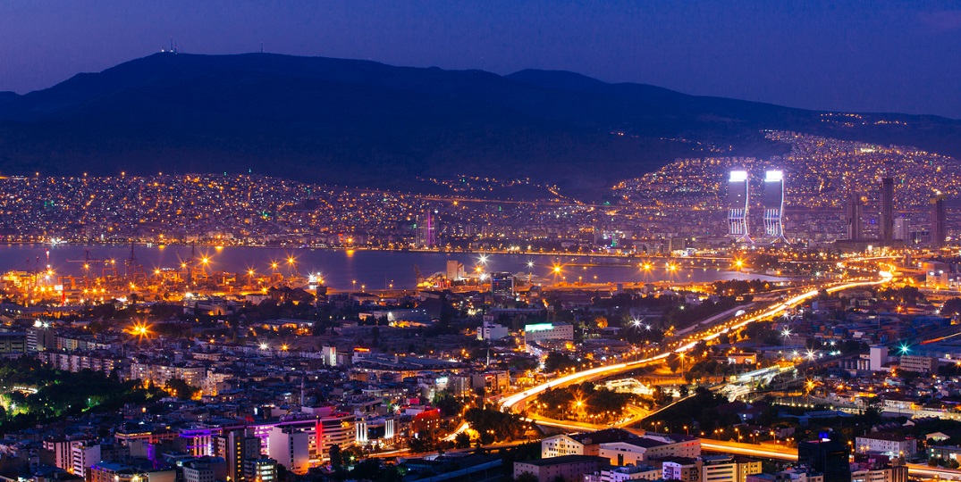 İzmir'de Konut Yatırımı Yapacaklar Dikkat! En Hızlı Geri Dönüş Bu İlçelerde