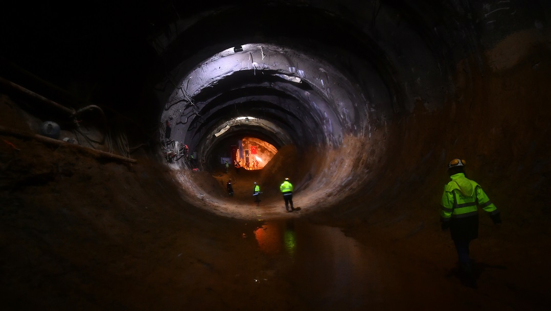 Narlıdere Metrosu'da 570 Metrelik Tünel Kazısı Bitti