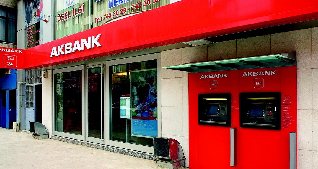 Akbank İki Günde 2 Kez Faiz Artırdı