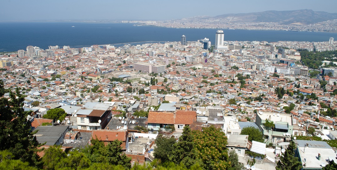 İzmir Kendi İmar Yönetmeliğini Hazırlamaya Başladı!