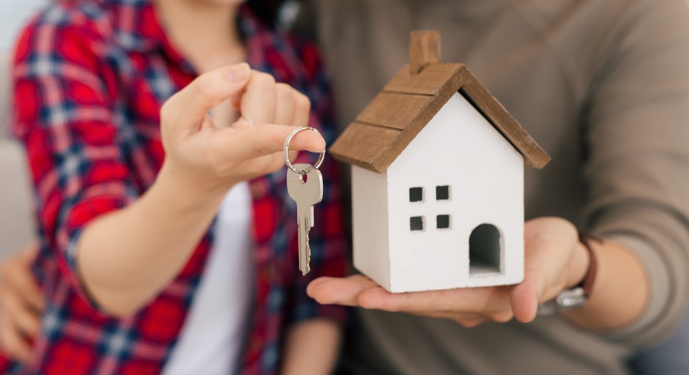 Evlenecekler Daha Erken Ev Sahibi Olabilecek