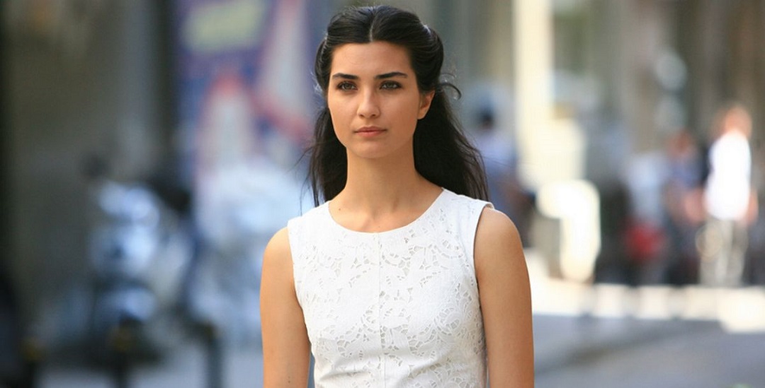 Tuba Büyüküstün Paris'ten 7 Milyon TL'ye Ev Aldı