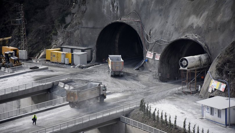 Zigana Tüneli İnşaatının Yüzde 65'i Bitti
