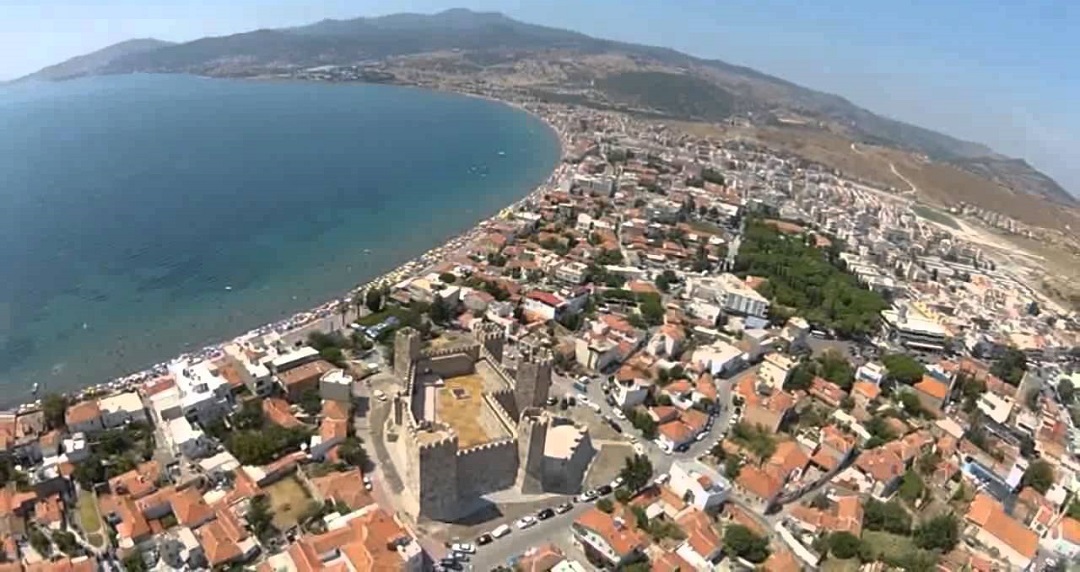 Dikili'de Denize Sıfır Arsa Yüzde 50 + 1 Milyon TL oranla İhaleye Çıkıyor