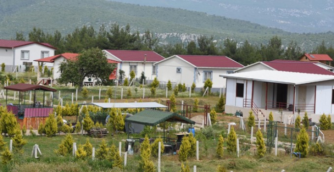 Menderes'te Hobi Bahçelerindeki 4 Bin Bina Yıkılacak
