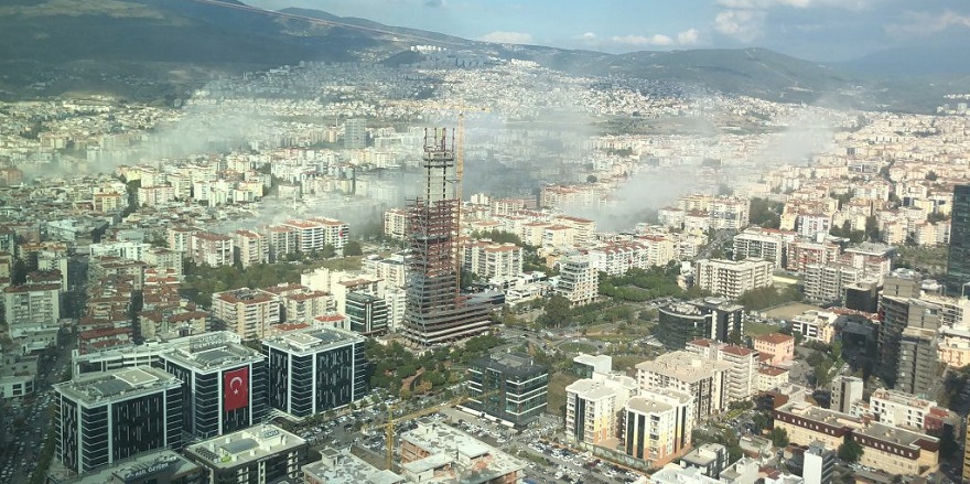 Otopark Yönetmeliği Bayraklı’da Kentsel Dönüşüm Çalışmalarını Sekteye Uğratacak