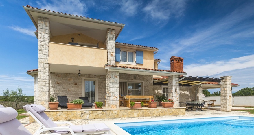 Yazlık Evlerde Bu Yılın Dekorasyon Trendi: Temassızlık