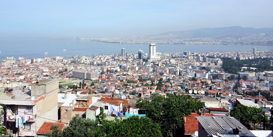 İmar Yönetmeliği’nin Yüzde 30’u İzmir’e Uyarlandı