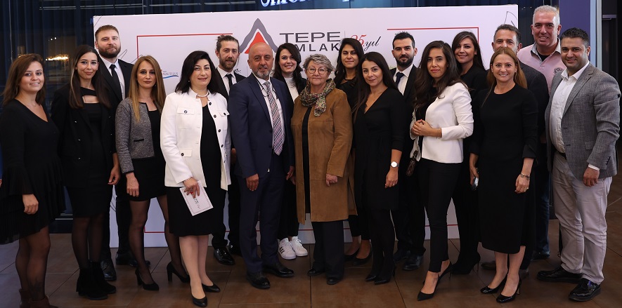 Tepe Emlak Yatırım 25. Yılını İzmir'de Kutladı