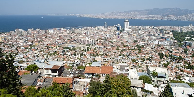 İzmir'in Deprem Master Planı Güncellenmeli