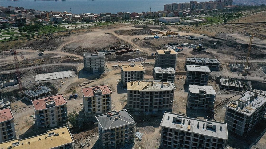 İzmir Deprem Konutlarının Fiyatları ve Taksitleri Belli Oldu