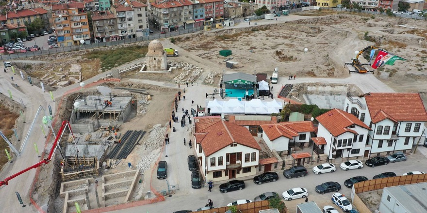 Konya Mevlana Çarşısı ve Altın Çarşı’da Dönüşüm Büyük Oranda Tamamlandı