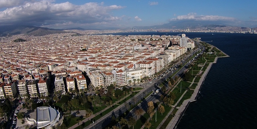 İzmir'de 2021 Yılında Kaç Konut Satıldı? En  Çok Konut Satılan İlçeler Hangileri?