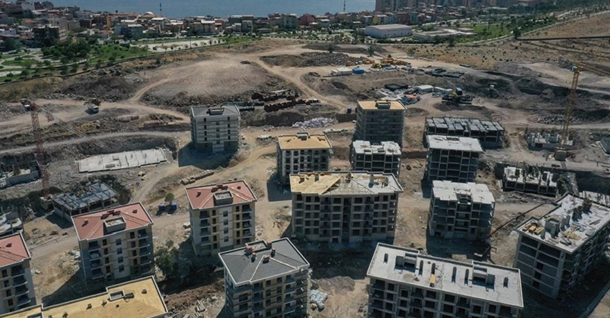 İzmir Valiliği: Depremzedeler Hak Kaybına Uğramayacak