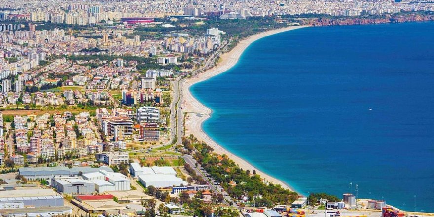 Antalya'da Kiralar 15 Bin Lirayı Aştı