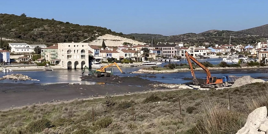 Alaçatı Port Projesinin Binlik Planları İptal Edildi