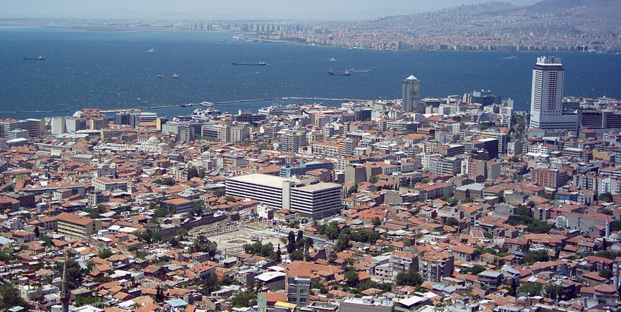 İzmir'de Konut Satışları Yüzde 15,8 Azaldı