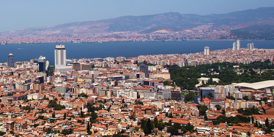 İMO İzmir Uyardı: Orta Hasarlı konutlar Kesinlikle Kullanılmamalı