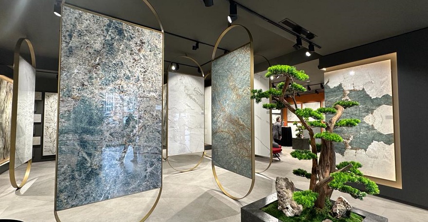 NG Kütahya Seramik İnovatif Ebatlı Ürünlerini Yeni Nesil Mağazalarda Sergiliyor