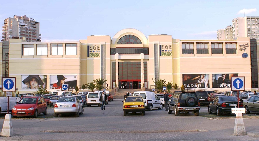 Ege Park AVM Yıkılıyor