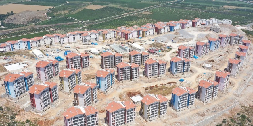 Selçuk’ta TOKİ Konutlarına Ruhsat Verilmediği İddiaları Asılsız