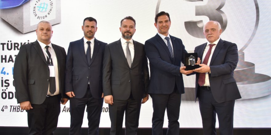 Türkiye Hazır Beton Birliğinin 4. Mavi Baret İş Güvenliği Ödülleri sahiplerini buldu