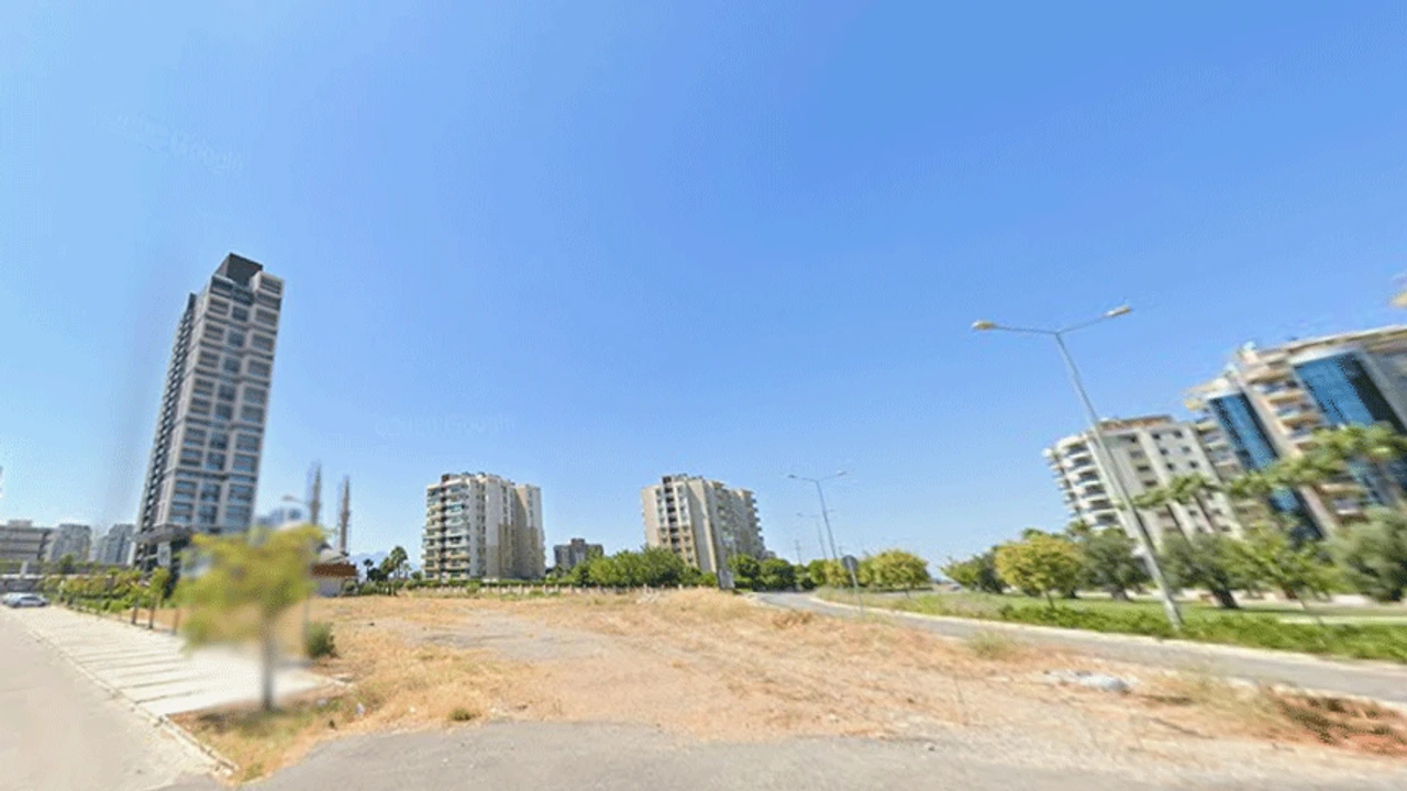 TOKİ'den İzmir'de 696 Milyonluk Satış