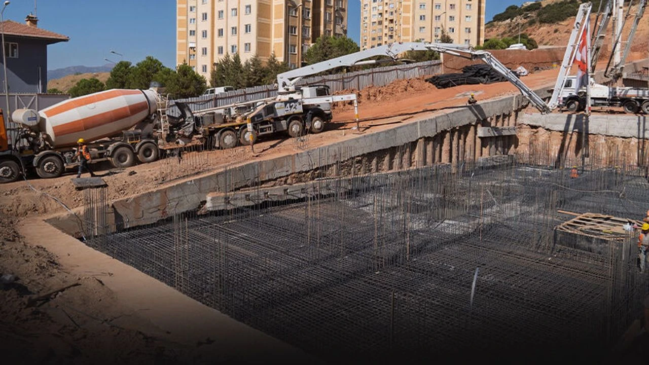 Egeşehir Menemen Konutları'nda İlk Bloğun Temeli Atıldı