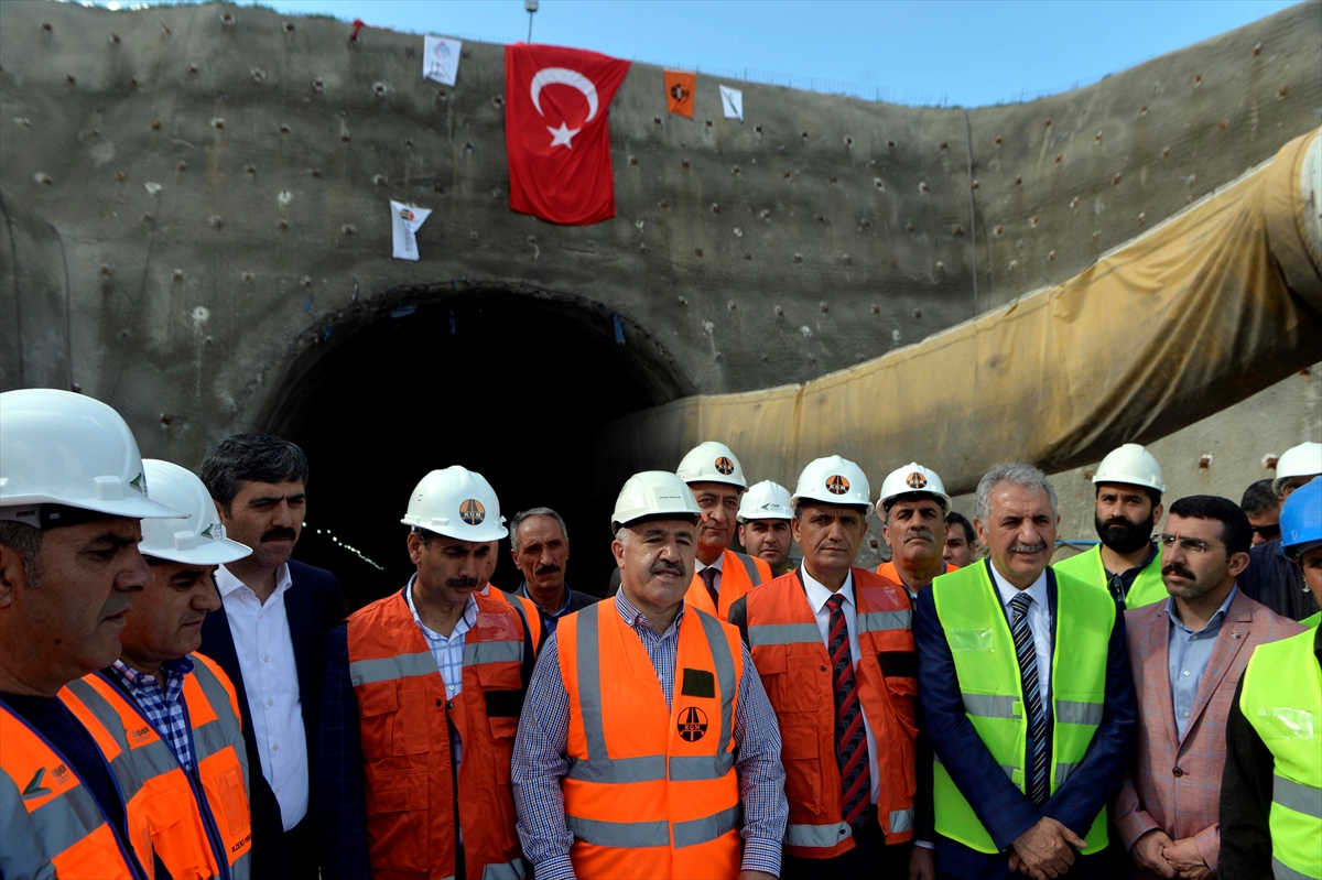 Aşık Şenlik Tüneli Ne Zaman Bitecek?