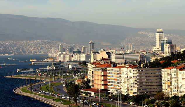 İnşaat Firmaları İzmir'e Yöneldi