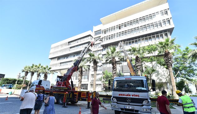 Büyükşehir Binası 200 Ton Hafifleyecek