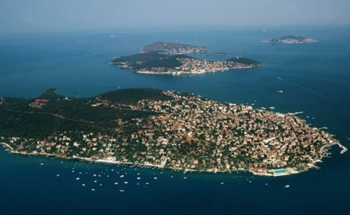 İstanbul Adalar'ın Yeni İmar Planı Tartışma Başlattı