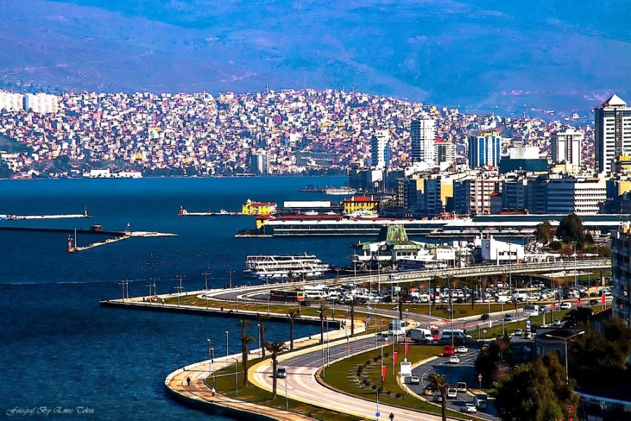 İzmir'e 5 Yılda 10 Milyar Liralık Gayrimenkul Yatırımı