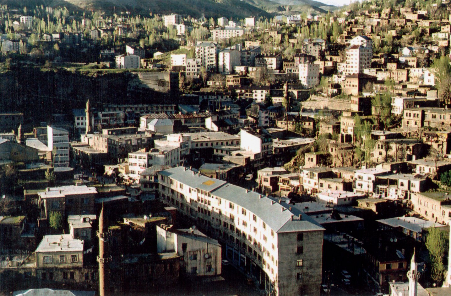 Bitlis'te 7 Milyon TL'ye Satılık 5 Arsa