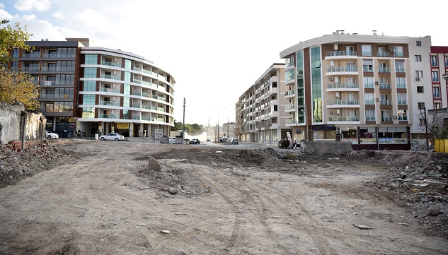 Manisa'dan İzmir'e Girişte Yeni Yollar Açılıyor