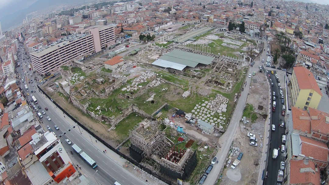 İzmir Büyükşehir 2 Milyar Liralık Gayrimenkul Satın Aldı