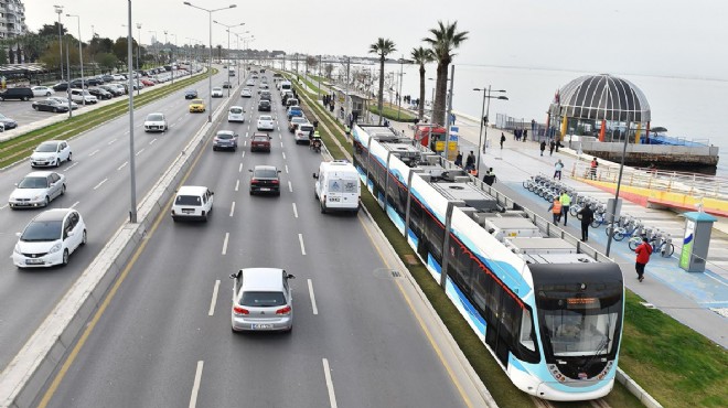 Konak Tramvayı'nda Deneme Seferleri Başladı