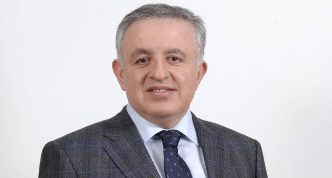 Ahmet Çelik Kimdir?