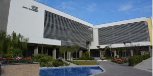 Bergama Katlı Otoparkı Hizmete Açıldı