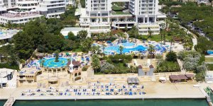 Fantasia Hotel Deluxe Kuşadası İcradan Satılık
