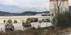 İzmir'de Beton Makinesinin İçinde Kalan İşçi Hayatını Kaybetti