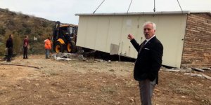 İzmir'de İmar Barışı Fırsatçılarının Yaptığı Binalar Tek Tek Yıkılıyor