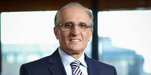 500 Milyon Dolar ve 200 Milyon Euro Borcumuz Var