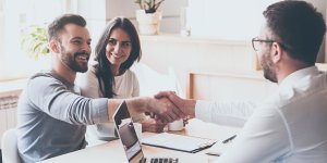 Hürriyet Emlak İş Ortaklarının Sınav Ücretini Karşılayacak