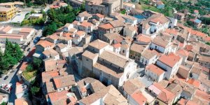 İtalya'da İki Belediye 1 Euro'ya Ev Sahibi Yapıyor