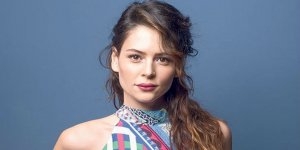 Yıldız Çağrı Atiksoy İzmir'e Taşındı